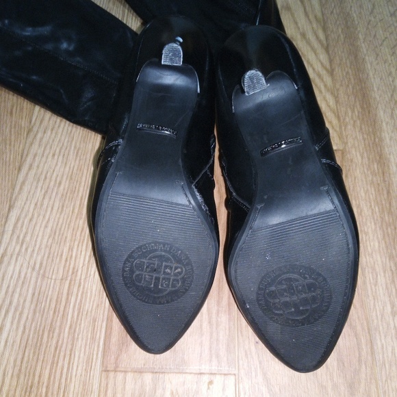 Boots - Picture 2 of 8